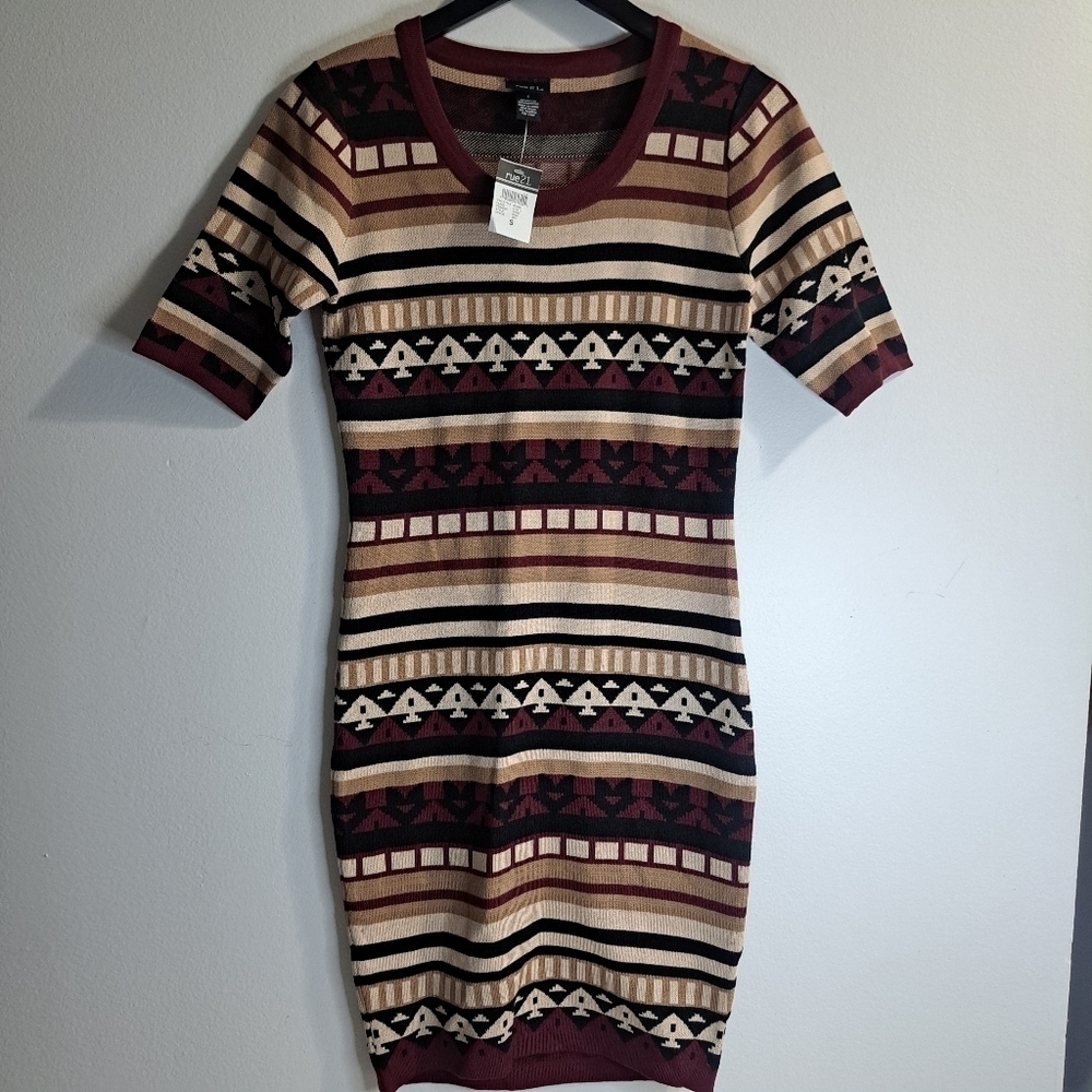 RUE 21 Knit Aztec Print Short Sleeve Dress Size Small